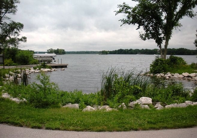 Public lake access