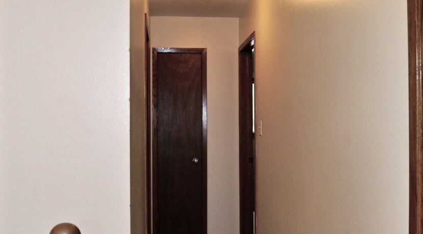 2nd-floor-hallway